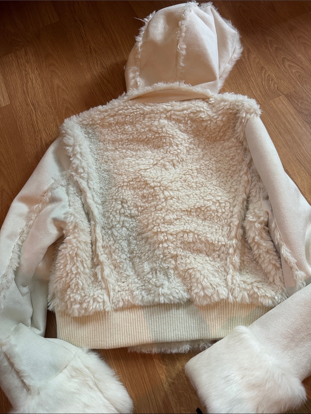 NWT bebe Spillout Sherpa Crop Jacket White Large Genuine Rabbit Fur Trim Hooded - Picture 11 of 12